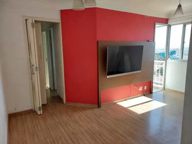 Apartamento à venda, 3 dormitórios, 2 suites, 2 vagas, farto comercio e transporte - Vila