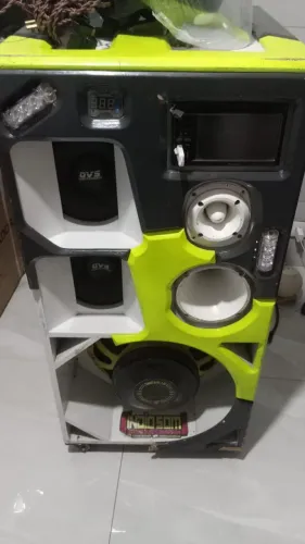 Vendo som automotivo potente transformado em caixa bob