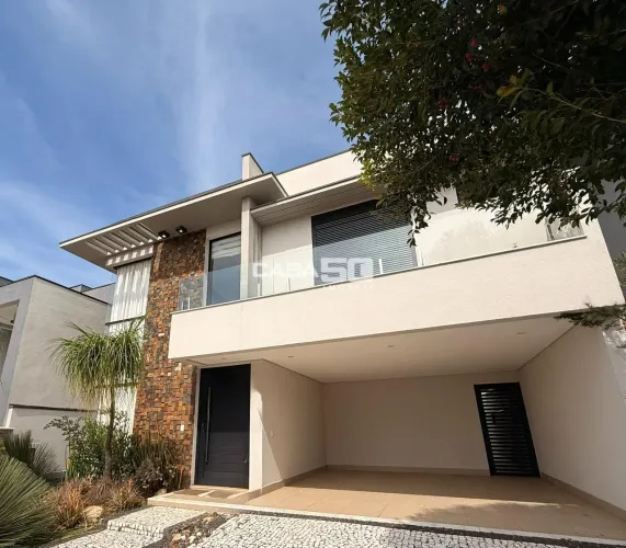 Casa a venda em condomínio fechado - Valinhos