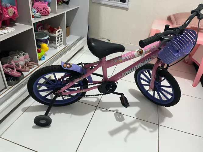 Bicicleta com rodinhas