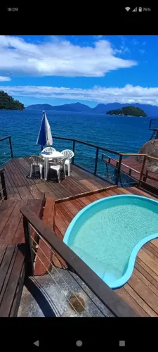 Alugo Casa Frente Mar c/Pier, Deck e Praia