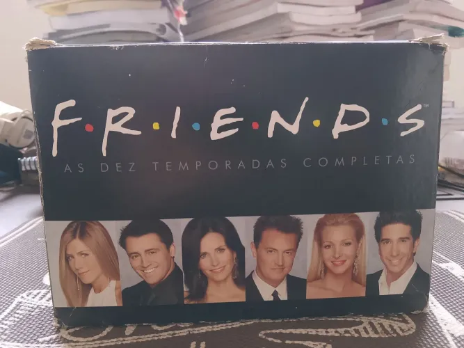 BOX FRIENDS - As 10 Temporadas Completas em DVD ? R$ 249