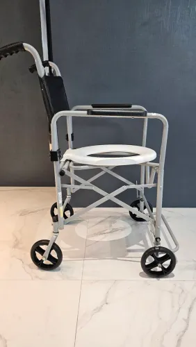 Cadeira de rodas de banho dobrável NOVA