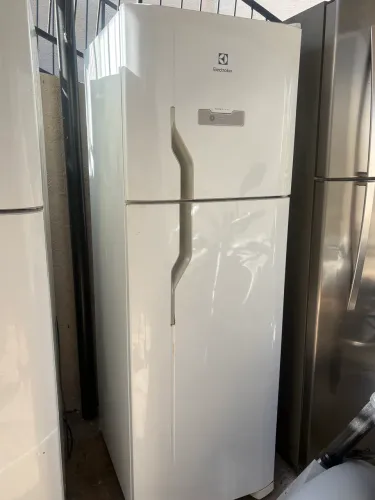 Geladeira frostfree 220v