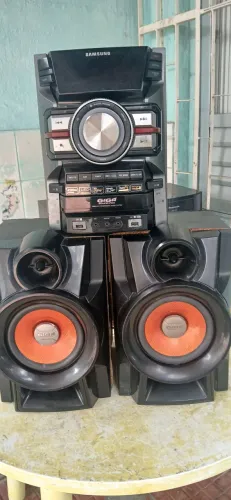 Som Samsung ótimo estado
