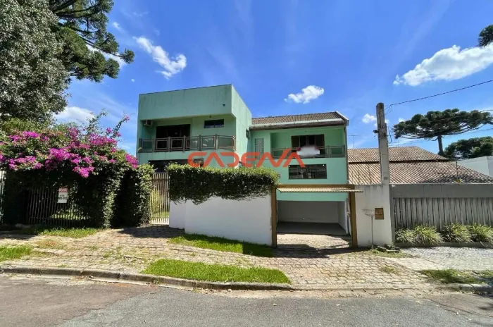 Casa à venda no bairro Campo Comprido
