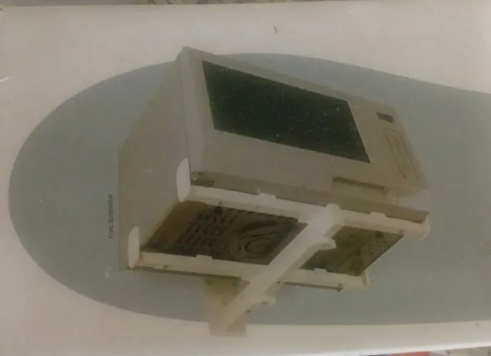 Suporte apra micro-ondas ou forno