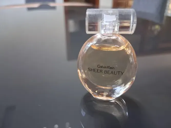 Duo de miniaturas Calvin Klein 