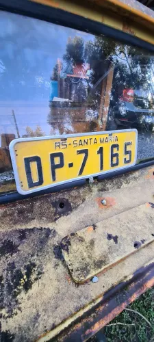 Placa amarela automotiva 