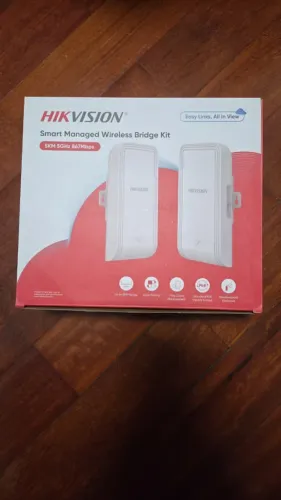 1x par de rádios Hikvision DS-3WF02-5AC/D