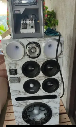CAIXA BOB PAREDÃO