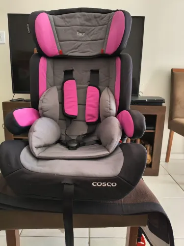 Cadeirinha Cosco Tour ganha o elevador de acento
