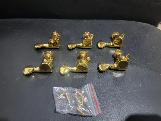 Tarraxas douradas para guitarra strato