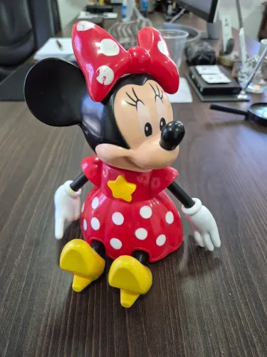 Boneca Minnie Conta Histórias