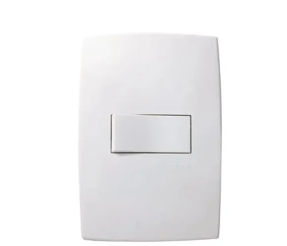 Interruptor e tomada pial Legrand plus