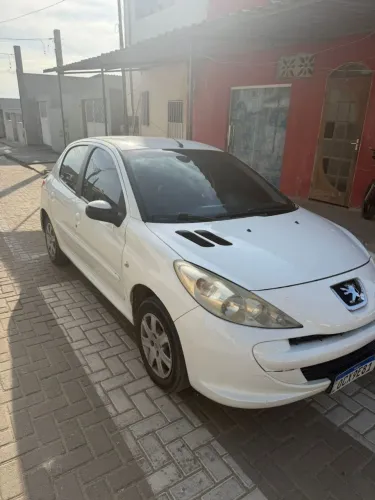 Peugeot 207 XR 1.4 Flex 8V 5P 2012