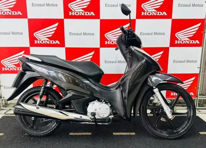 Honda Biz 125.