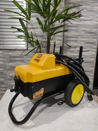 LAVADORA DE ALTA PRESSÃO