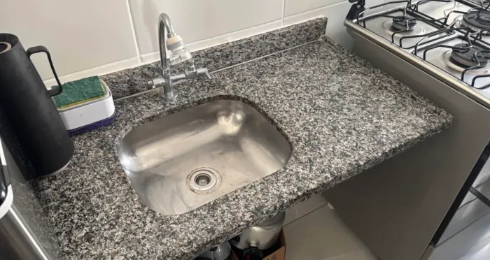 Pia de mármore com Cuba inox