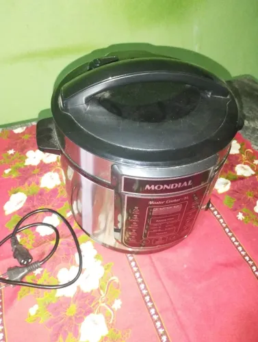 Panela de Pressão Elétrica Digital 5L Mondial
