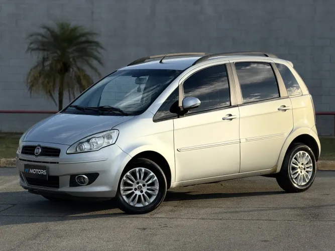 Fiat Idea Attractive 1.4 Fire Flex 8V 5P 2011