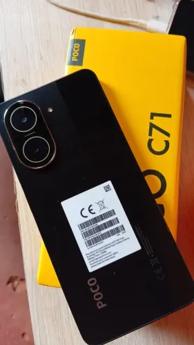 Celular poço c71