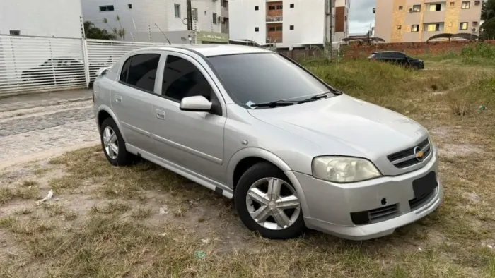 Chevrolet Astra 2.0 8V/ CD 2.0 8V Hatchback 5P MEC 2003