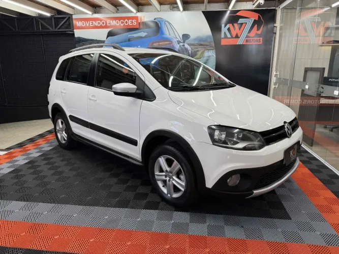 Volkswagen Spacecross 1.6 MI Total Flex 16V 2014