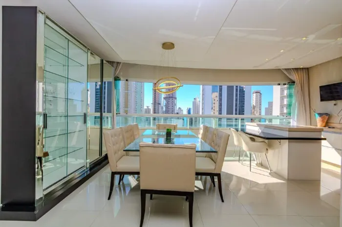 Apartamento para locação no centro Balneário Camboriú