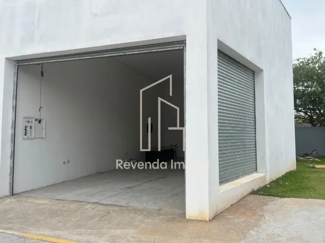 Loja para locação em Posto de Gasolina
