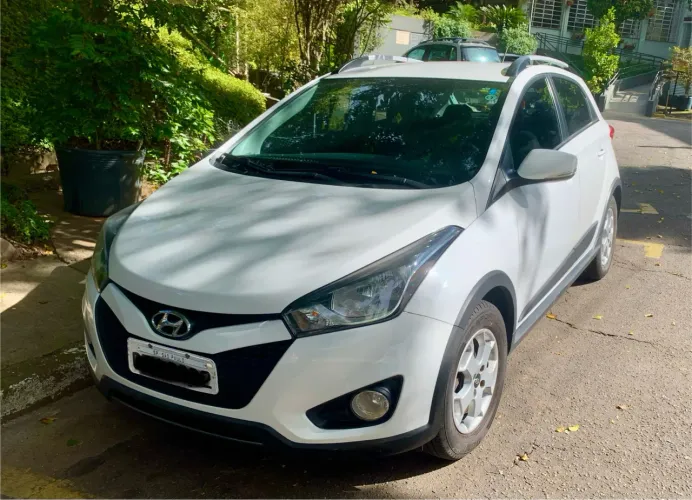 Hyundai HB20X Style 1.6 Flex 16V Aut. 2014