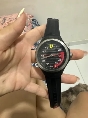 Relógio da Ferrari