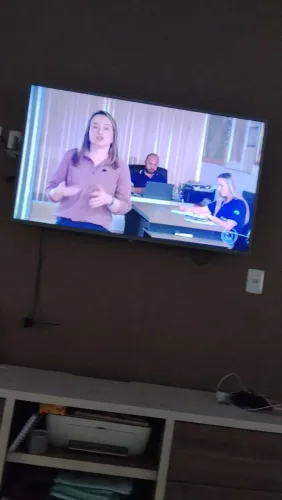 Goleiro aplicador de gola O e gola pólo e barra