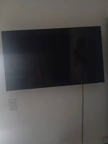 TELEVISÃO 43 AIWA NOVA