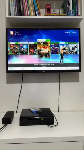 Xbox 360 Super Slim Desbloqueado HD 1TB + 20 Jogos