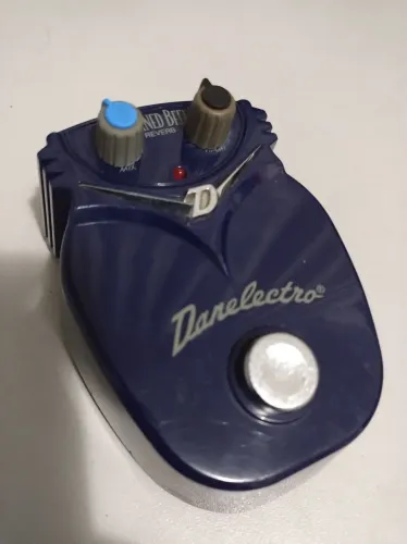Pedal Corned Beef Danelectro Reverb Delay 