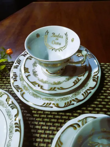 Porcelana Schmidt - Bodas de Ouro (Acabamento em Ouro Verdadeiro) 24 quilates