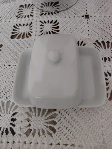 Mantegueira em porcelana 