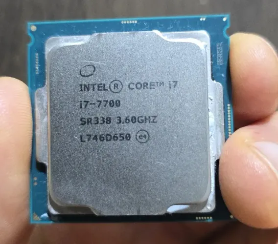 Processador Intel Core I7 7700 7ª Geração 4/8 4.20 GHz LGA1151