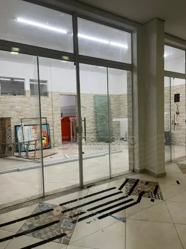 SALA COMERCIAL COM 145.74M²; Santa Cecília