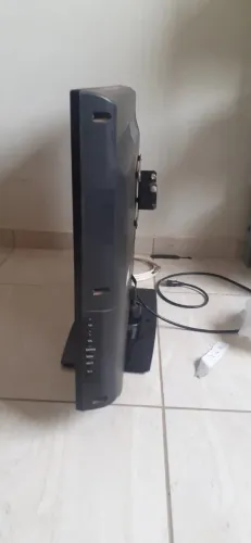 Vende-se TV LG 32 polegadas (Modelo 32LD460)