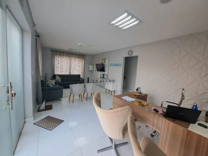 Casa comercial para locação no bairro Centro em Piracicaba/SP
