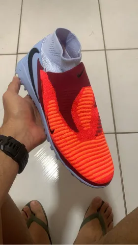 Chuteira Nike Phantom 6