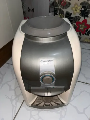 Gelágua esmaltec