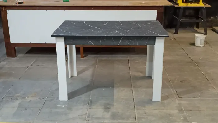 Mesa 100% MDF