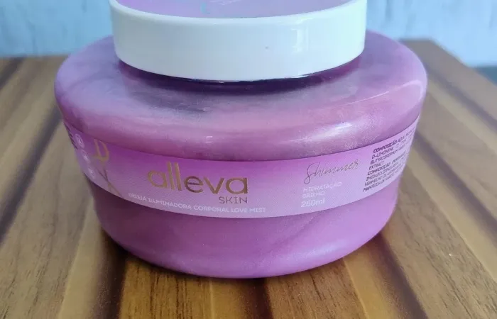 Geleia iluminadora corporal Alleva