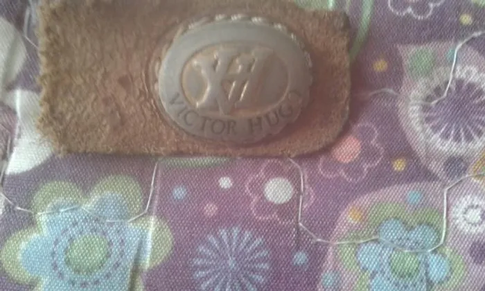Placa Victor Hugo