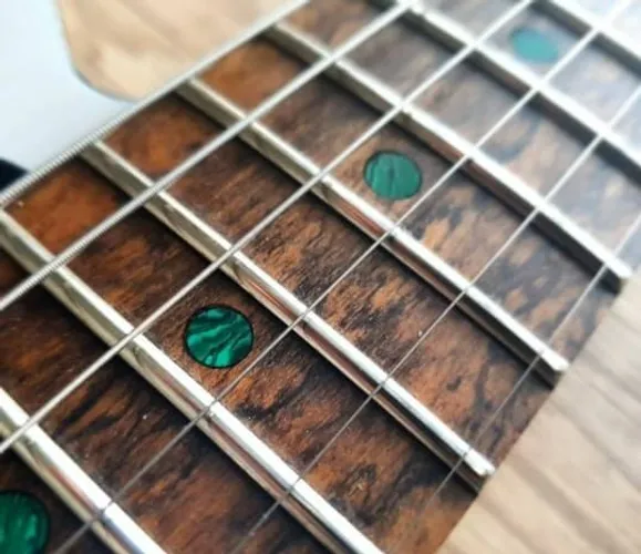 reparos, manutenção e regulagem em instrumentos