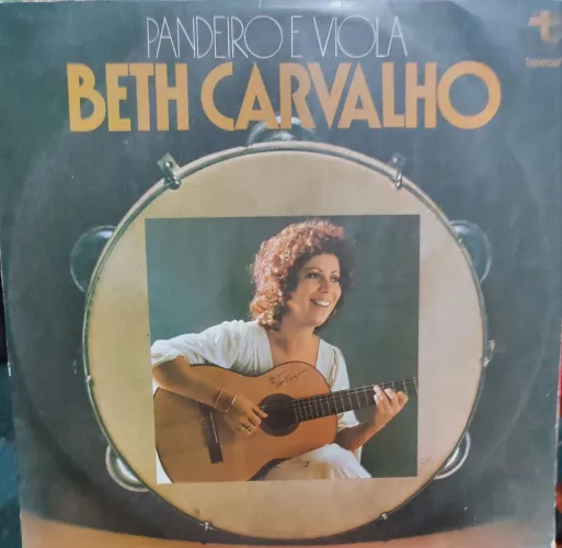 Beth Carvalho Pandeiro e Viola