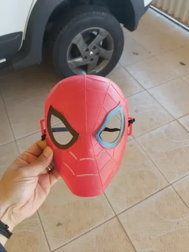 Máscara do Homem Aranha (Troco por carregador Samsung original Tipo C preto)